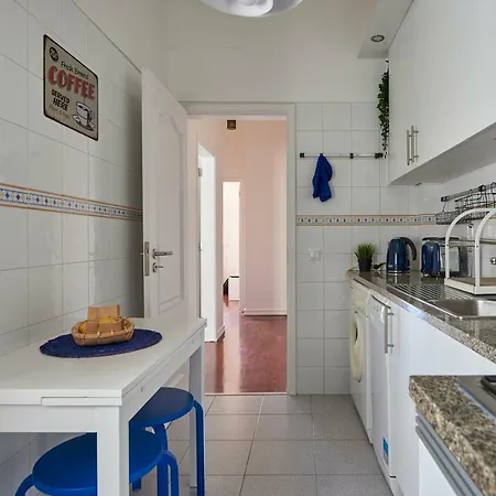 Cozy In Historic Center With Terrace Daire Lisboa