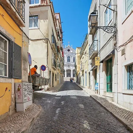 Cozy In Historic Center With Terrace Lisbona