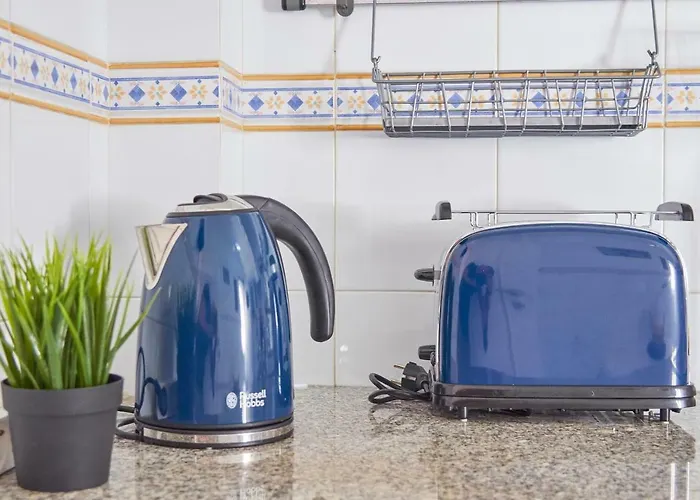 Cozy In Historic Center With Terrace Apartamento Lisboa