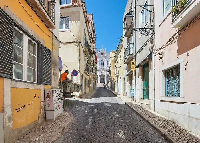 Cozy In Historic Center With Terrace Lisboa